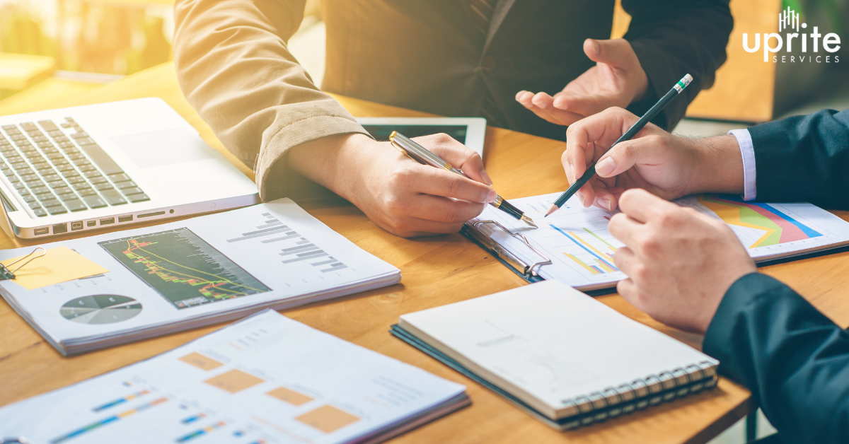 Featured images What Is Business Continuity Planning A Comprehensive Guide for First-Time CIOs flowchart of business continuity planning steps for CIOs